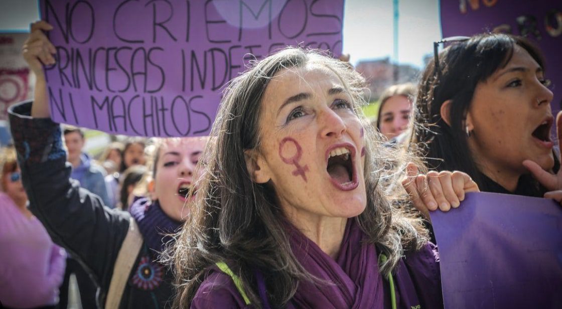 Toda La Historia Del Feminismo En España | Livolet.com